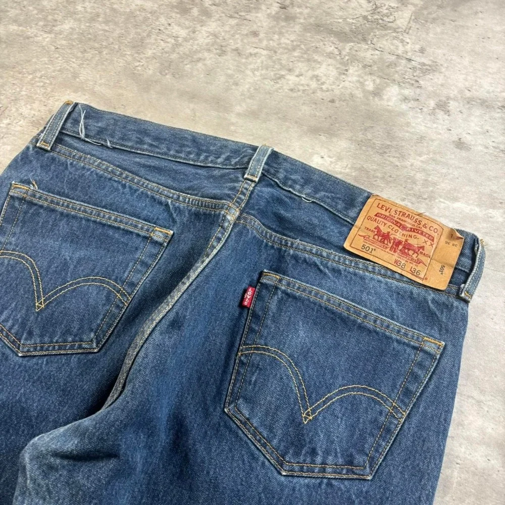 Levi's 501XX Jeans Mens 36x33 Dark Wash Vintage 90s Button Fly